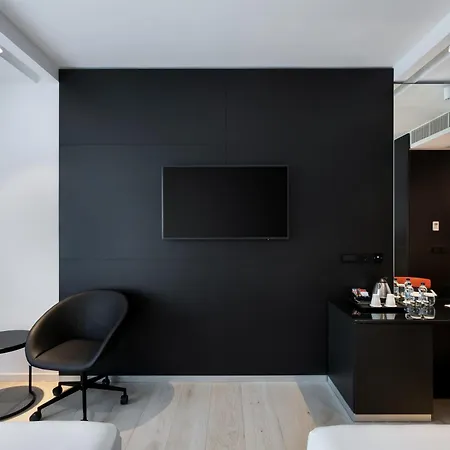 Verdi Promenade Hotel 4*